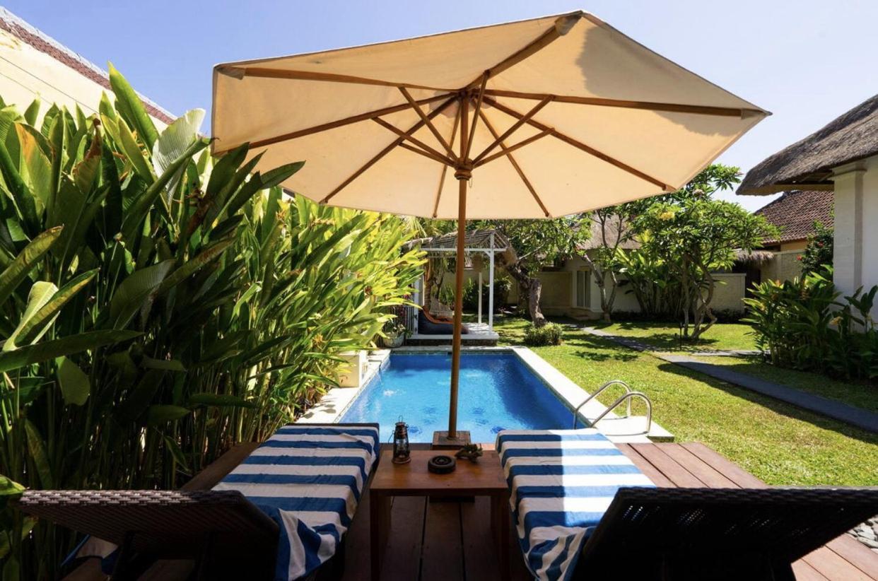Arona Villa Sanur Экстерьер фото