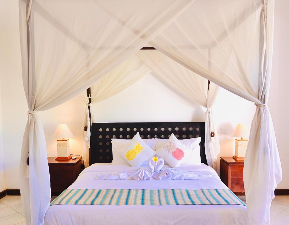 Arona Villa Sanur Экстерьер фото